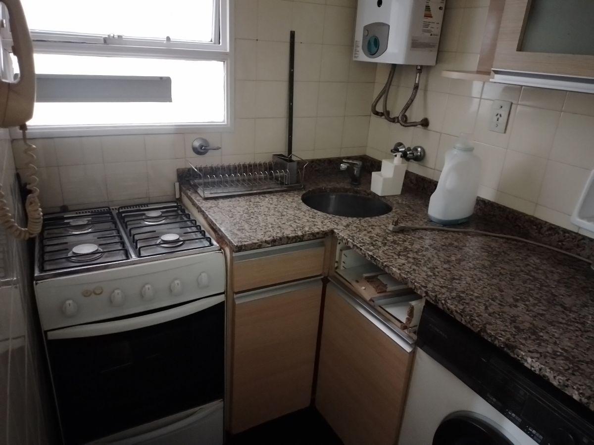 Foto de DEPTO 2 AMB INTERNO - BUEN ESTADO – AMOBLADO - Cabrera 3800, imagen 4