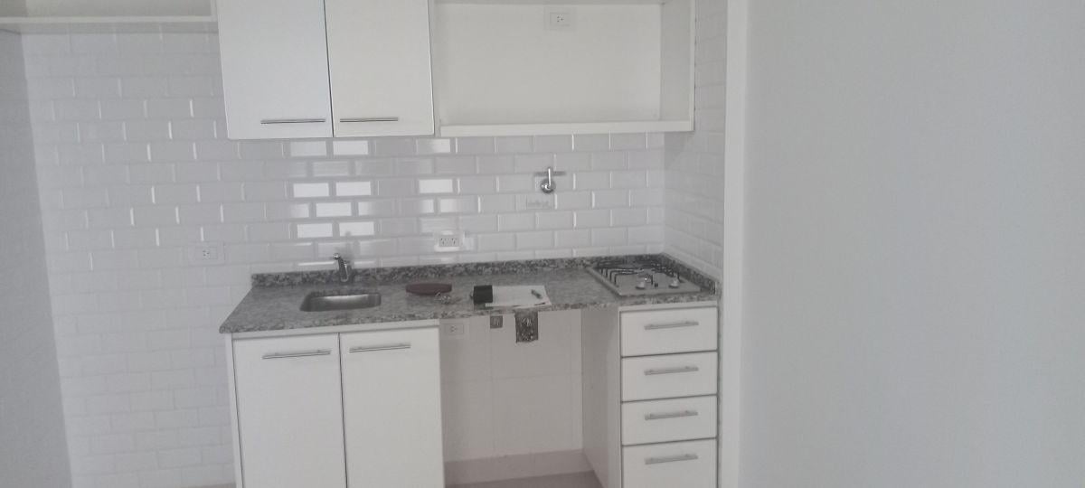 Foto de MONOAMBIENTE A ESTRENAR - AMPLIO BAÑO COMPLETO CON ANTE BAÑO - COCINA, imagen 5