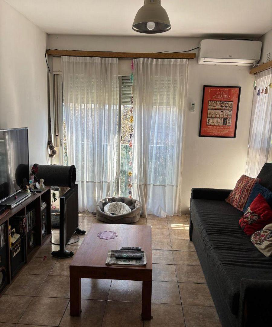 Foto de HERMOSO DEPTO DE 3 AMB AL FTE CON BALCON – BAÑO EN SUITE Y TOILETE, imagen 4