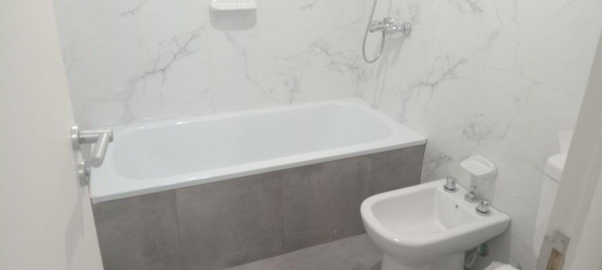 Foto de MONOAMBIENTE A ESTRENAR - AMPLIO BAÑO COMPLETO CON ANTE BAÑO - COCINA, imagen 5