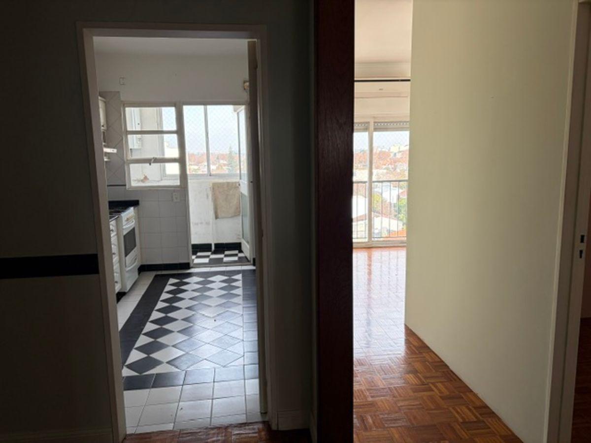 Foto de EXCELENTE DEPARTAMENTO 2/3 AMBIENTES MUY BIEN UBICADO, imagen 5