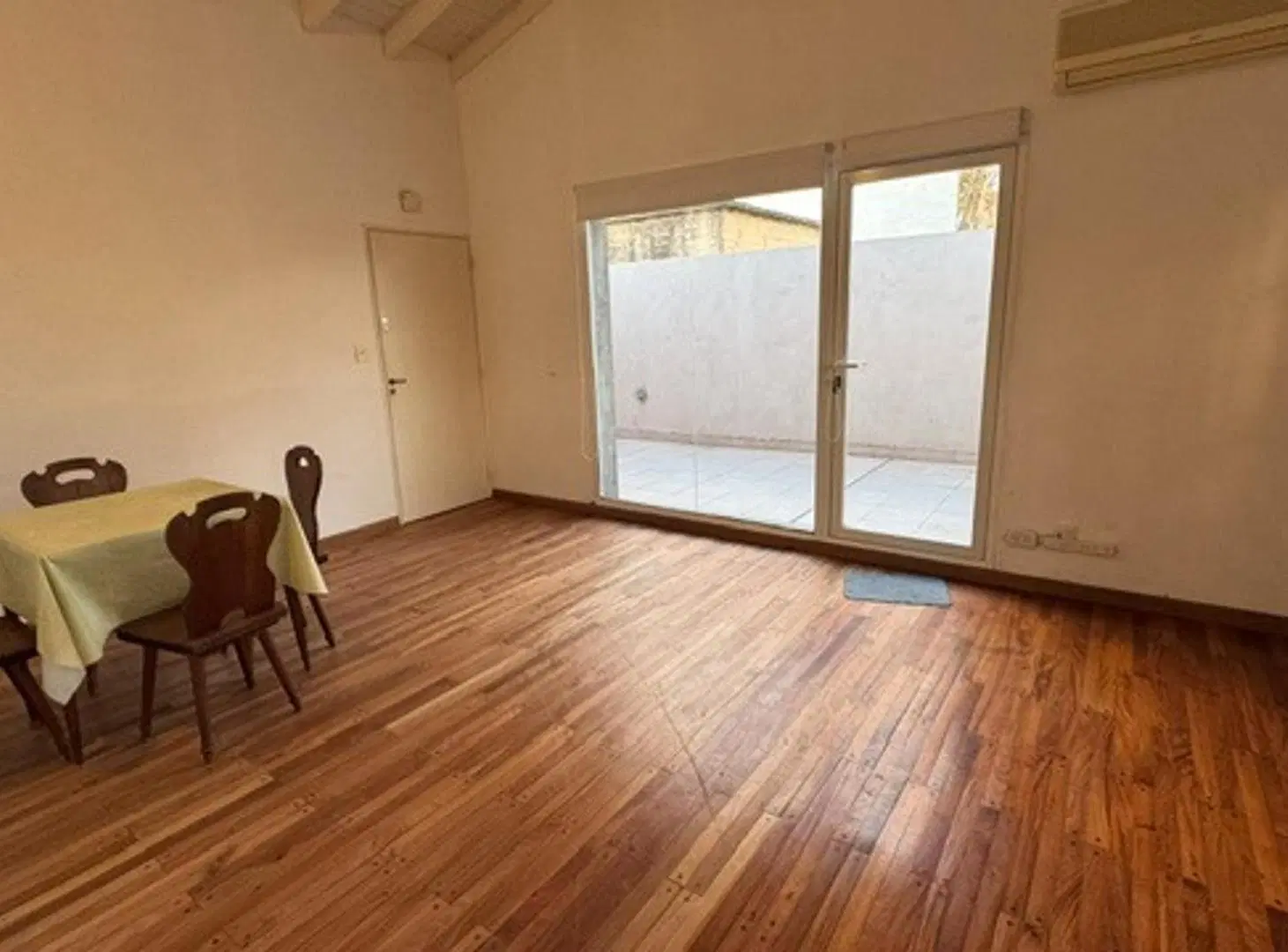 Departamento en Alquiler en La Lucila 2 ambientes 4