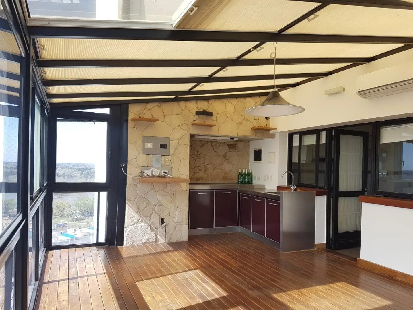 Excelente departamento en duplex con amarra en Marinas Golf 5