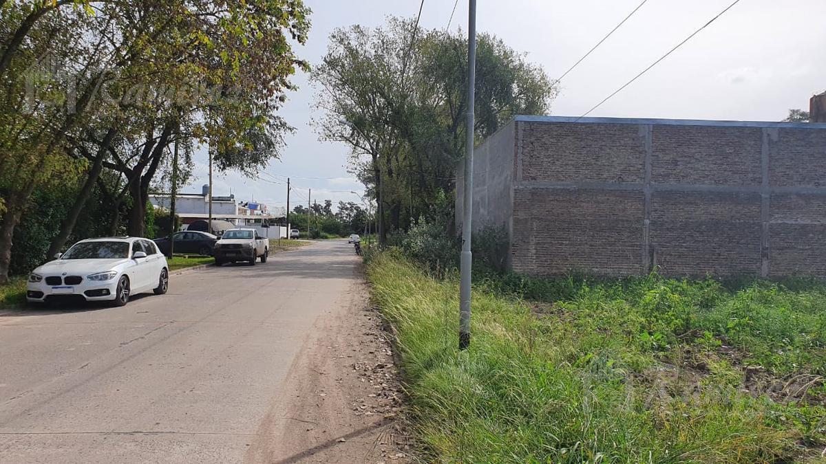 Lote Terreno En Venta 300 mts. A 100 mts de Ruta - General Las Heras