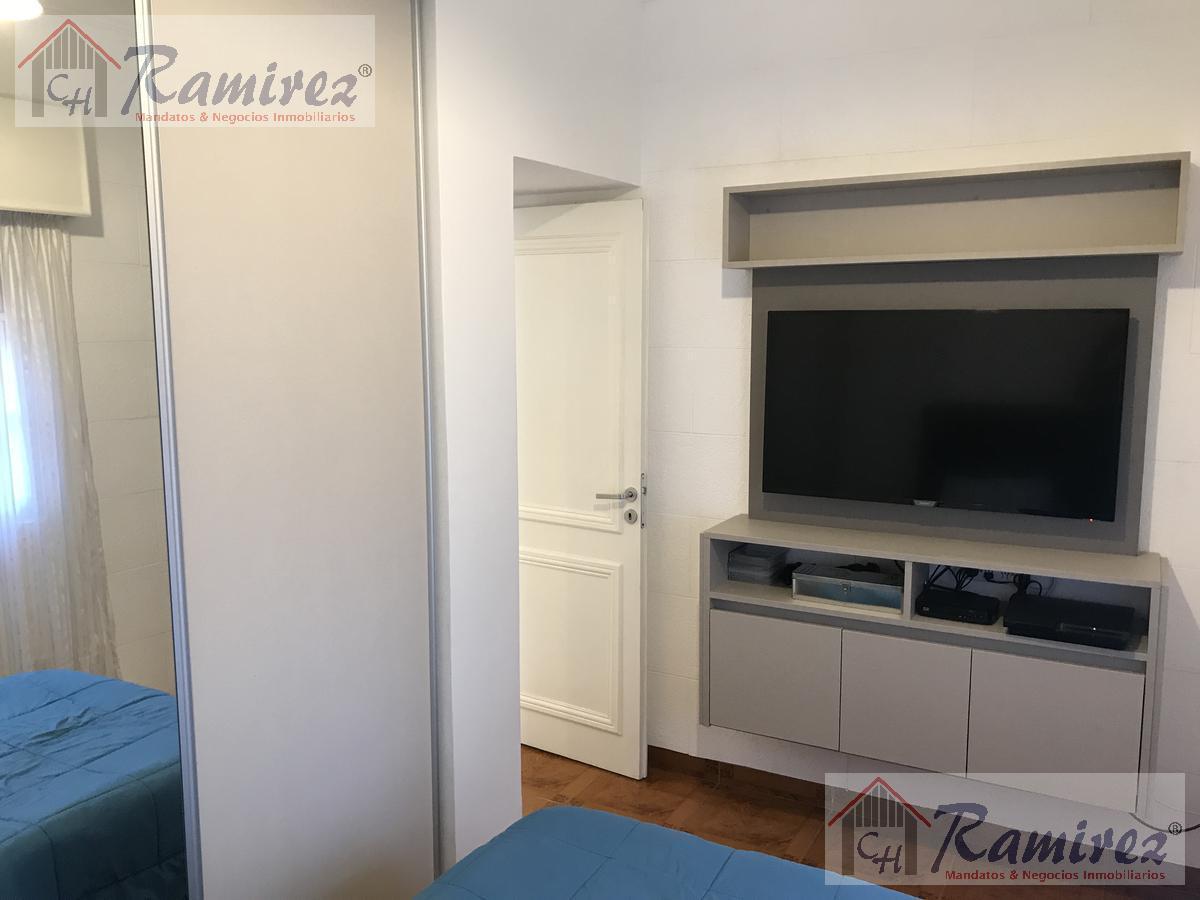 Foto de Hermosa Casa Quinta en venta 4 ambientes Con Pileta - Francisco, imagen 5