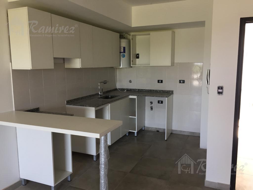 Departamento 2 Amb. en Venta Cochera y Baulera - Moreno Centro 1