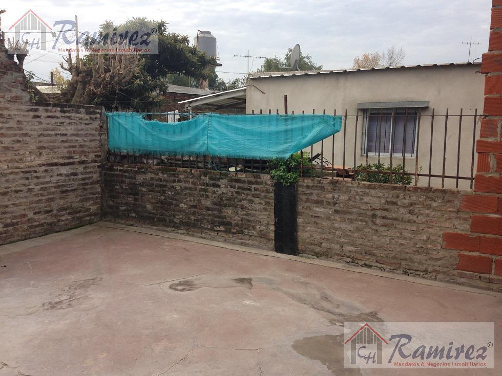 Amplia Casa en Venta de 3 Ambientes - San Miguel 5