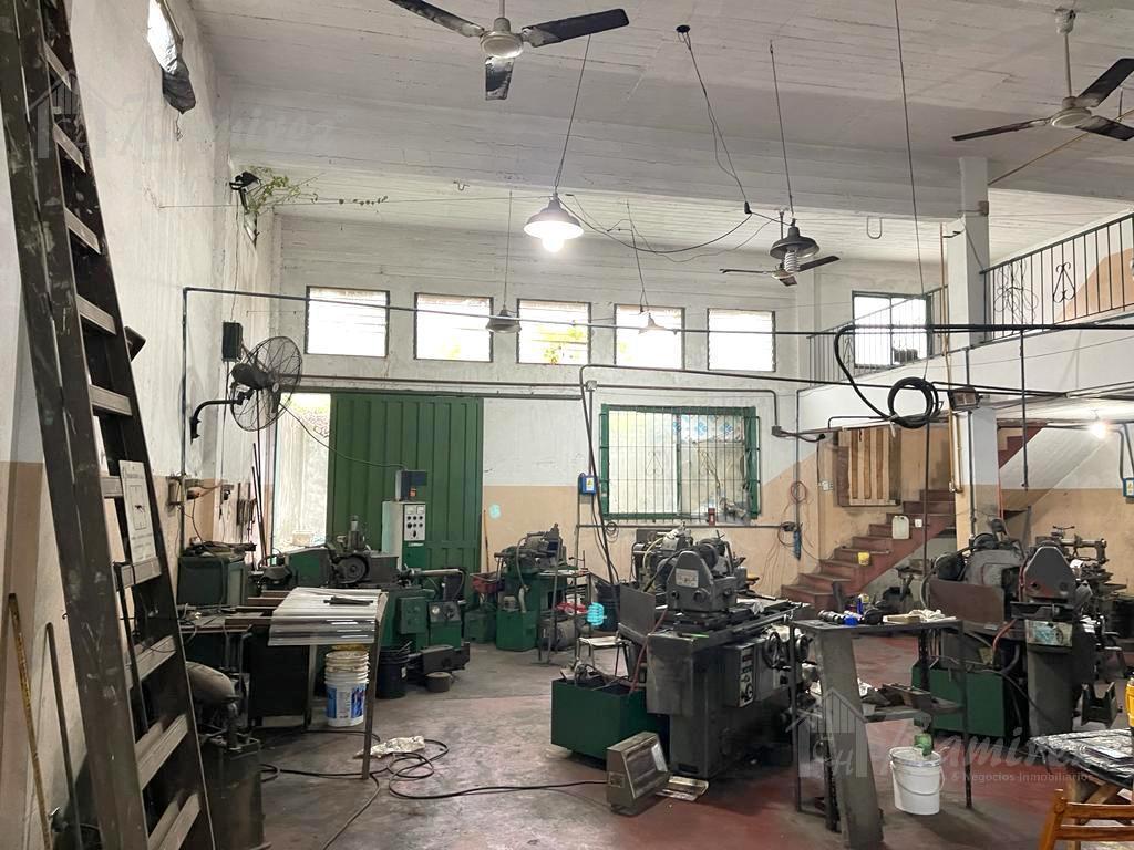 Galpón en Venta - Ituzaingó 5