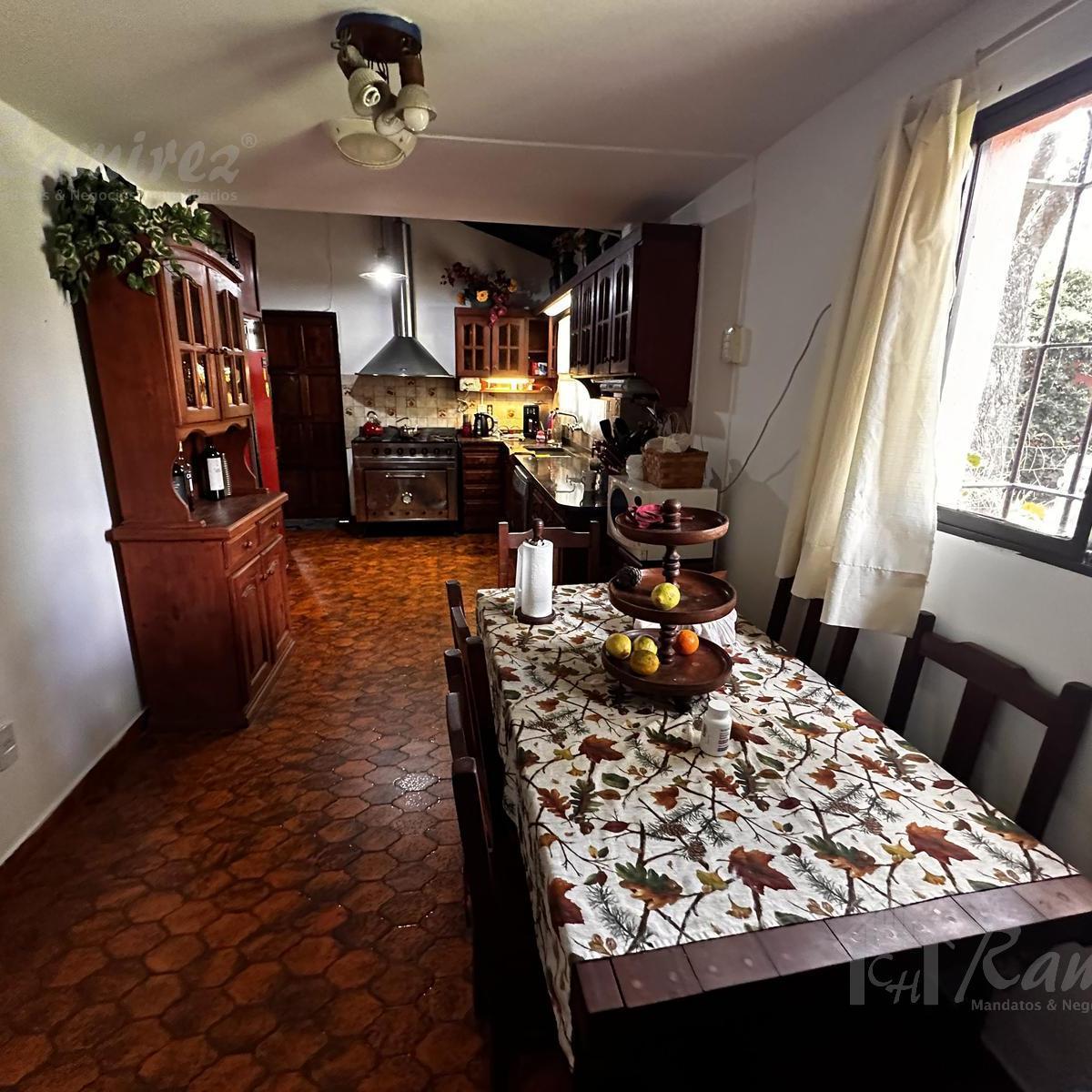 Casa Quinta 2 Propiedades Pileta, Lote 4500 m², Ideal Inversor - Ituzaingo Norte 2