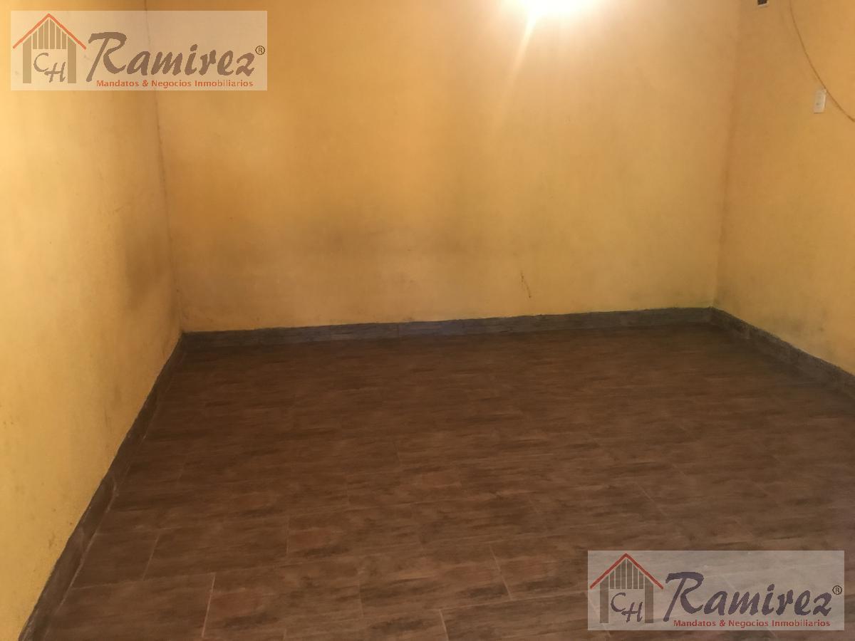 Casa 3 Amb. con 3 Departamentos en Venta - Moreno 1