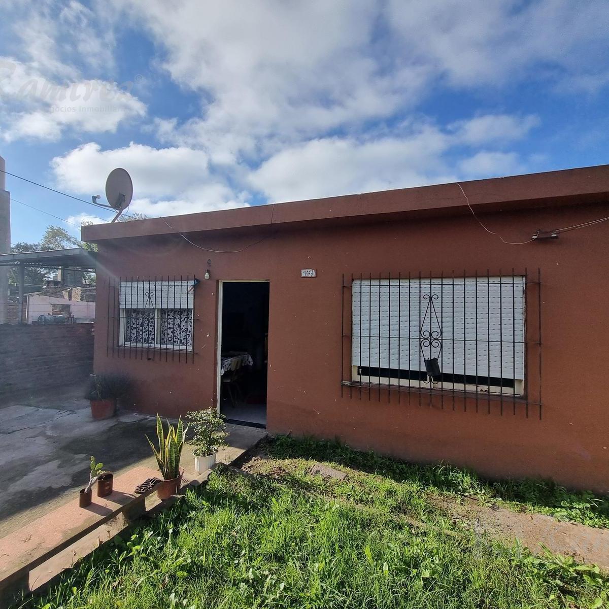 Casa 3 Ambientes en Venta a Reciclar La Perlita, Moreno Norte 3