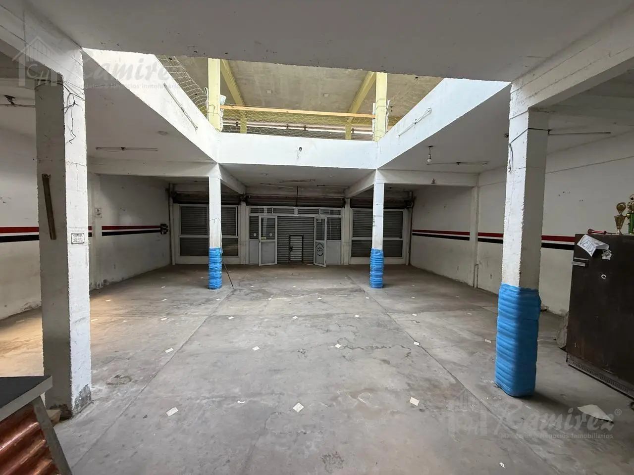 Local Comercial En Alquiler Centro La Reja, Moreno 3