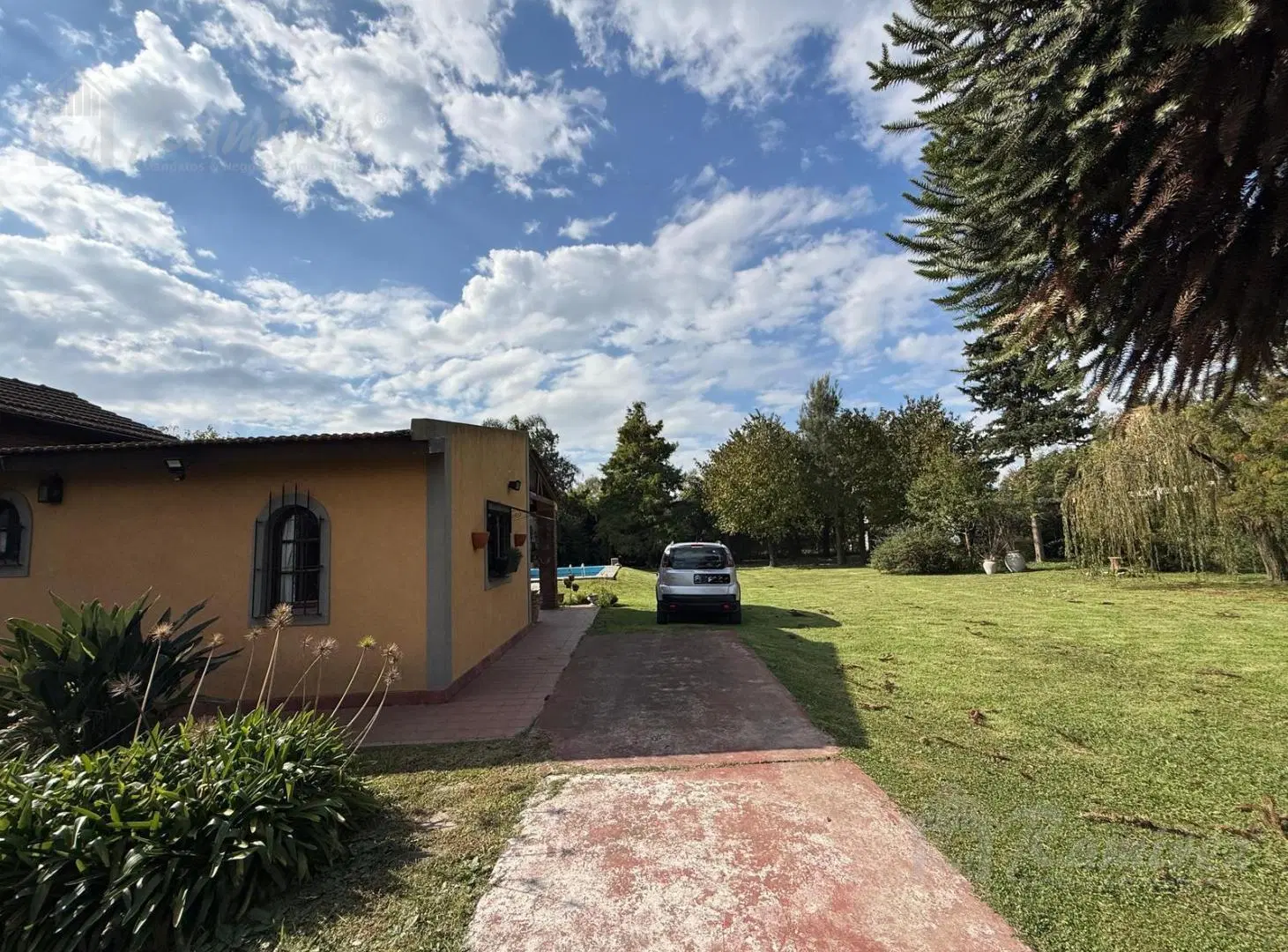 Quinta 4 Ambientes En Alquiler - Francisco Alvarez, Moreno 2