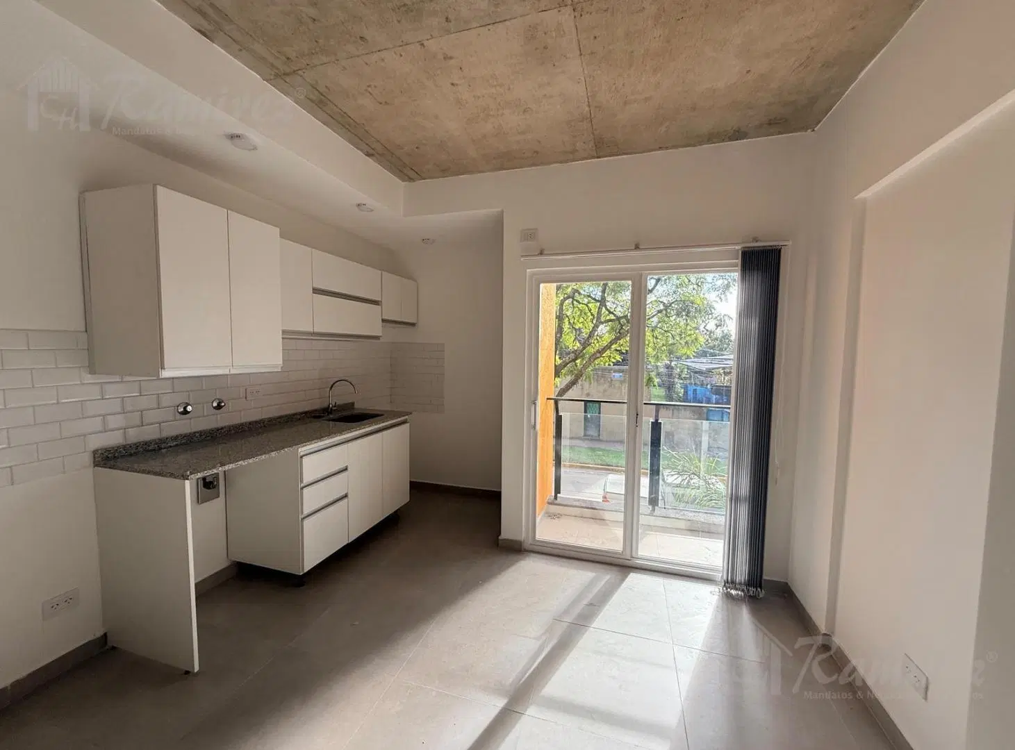 Departamento 1 Ambiente En Venta | Moreno Centro 5
