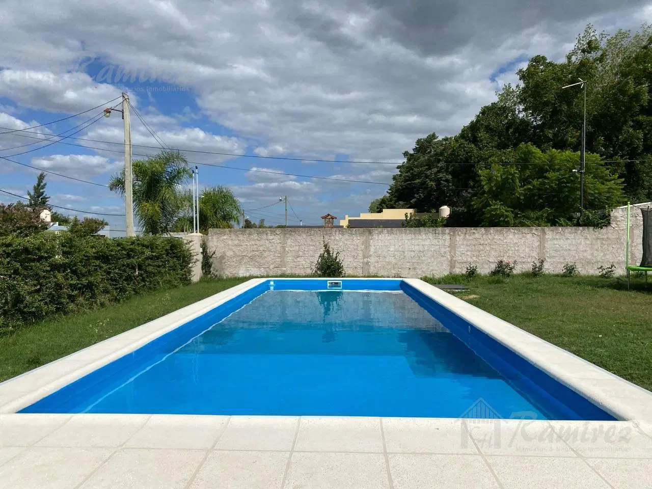 Casa 2 Ambientes Con pileta En - Francisco Alvarez, Moreno 2