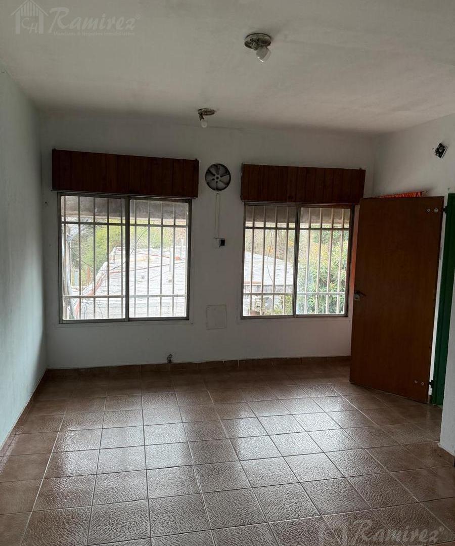 Foto de Departamento De 2 Ambientes En Alquiler - Francisco Alvarez, Moreno, imagen 1