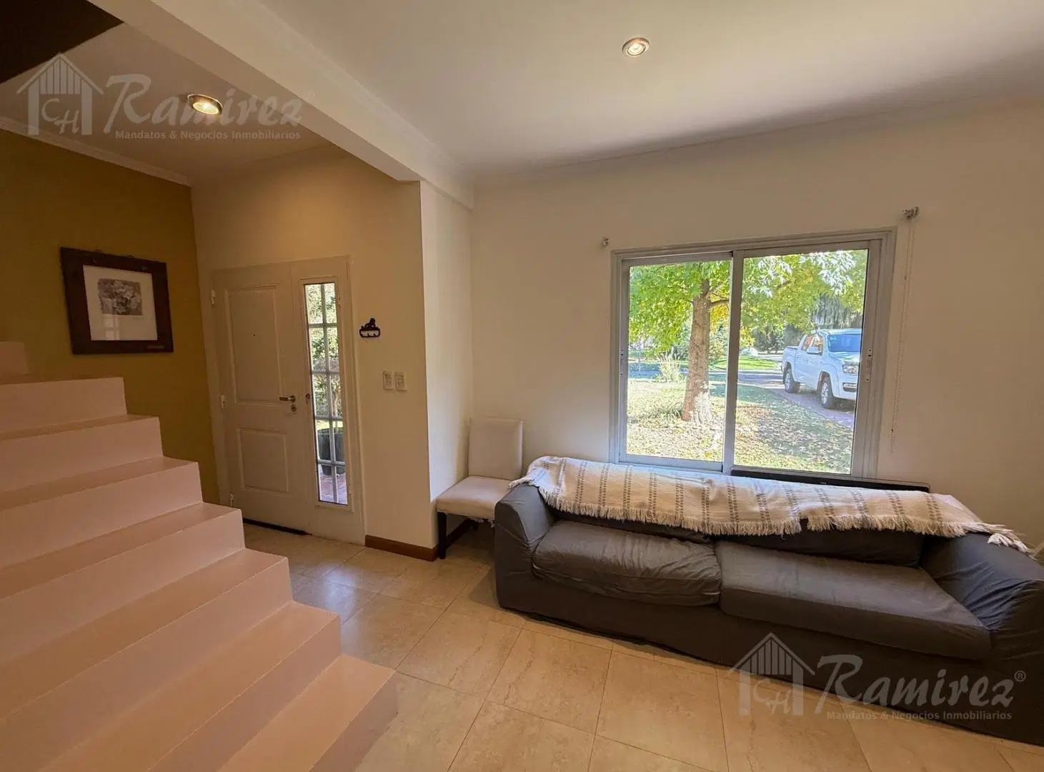 Duplex en Venta de 4 Ambientes El Resuello 2
