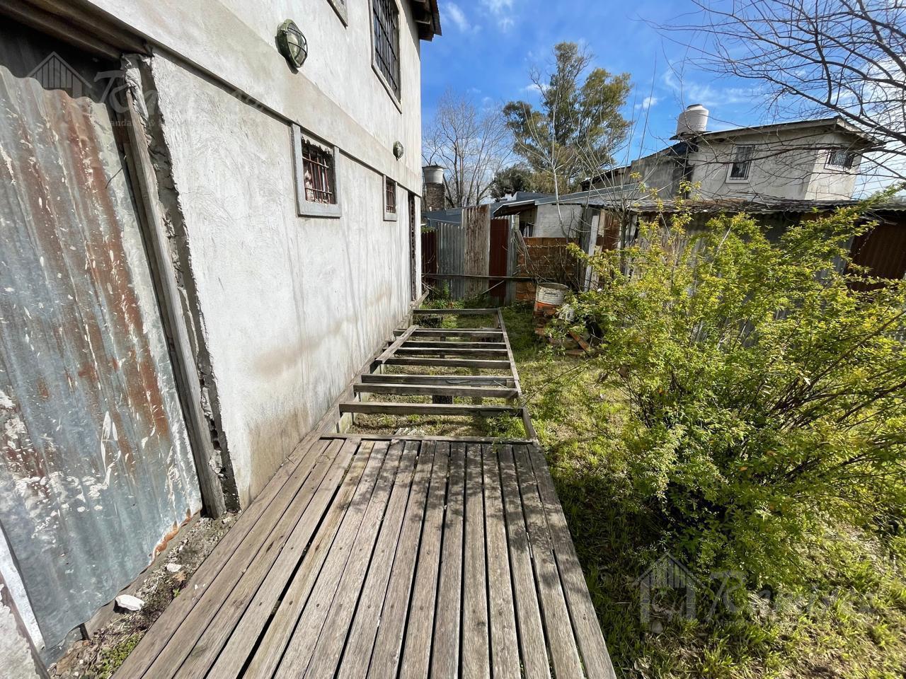 Foto de Terreno Con Mejoras En Venta - Francisco Alvarez, Moreno, imagen 5