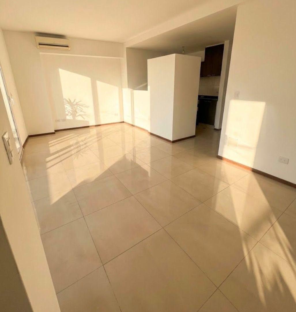 Foto de Dueno alquila sin comisión departamento con vista al agua balcón, imagen 2