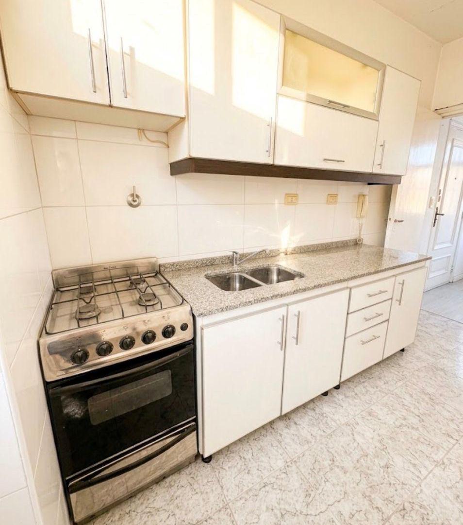 Foto de Dueño alquila departamento Laprida al 1500, imagen 5