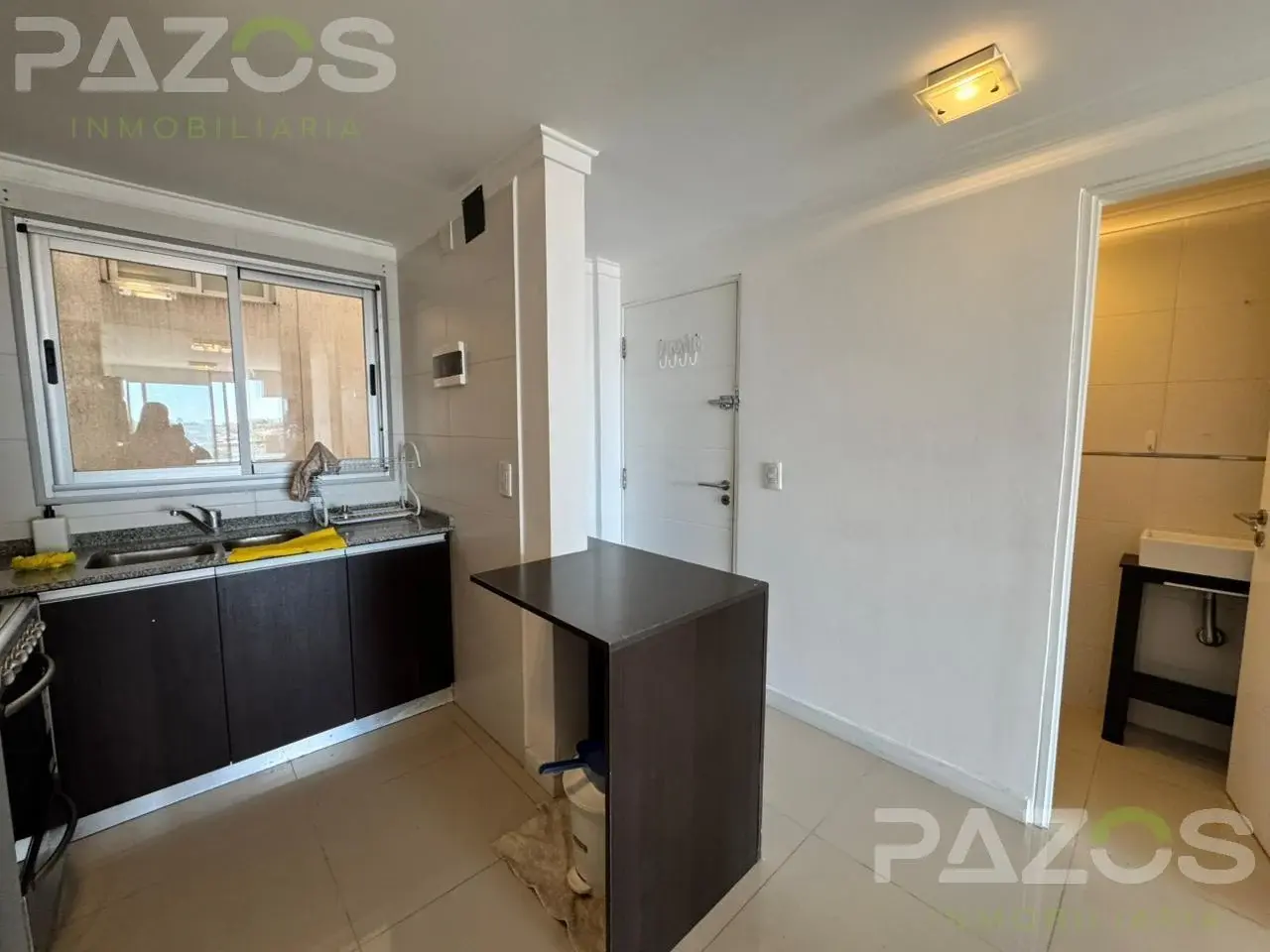 Departamento de 2 ambientes, con cochera, en alquiler 24 meses, Barrio Chauvin 5