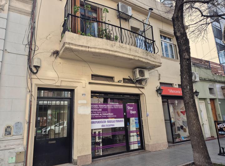 Dpto 3 amb amoblado al fte con balcón 5