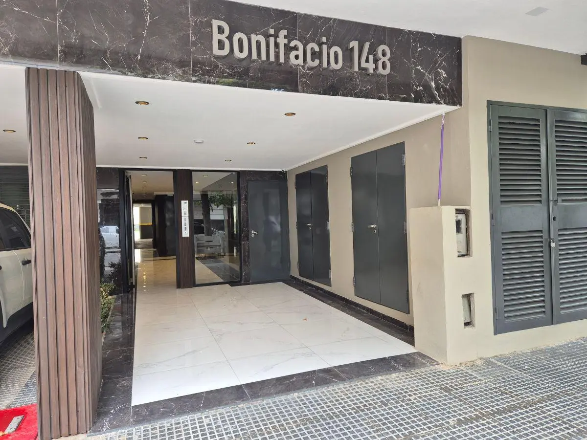 MONO 47 mts A Estr. cochera con balcón c/fte 2