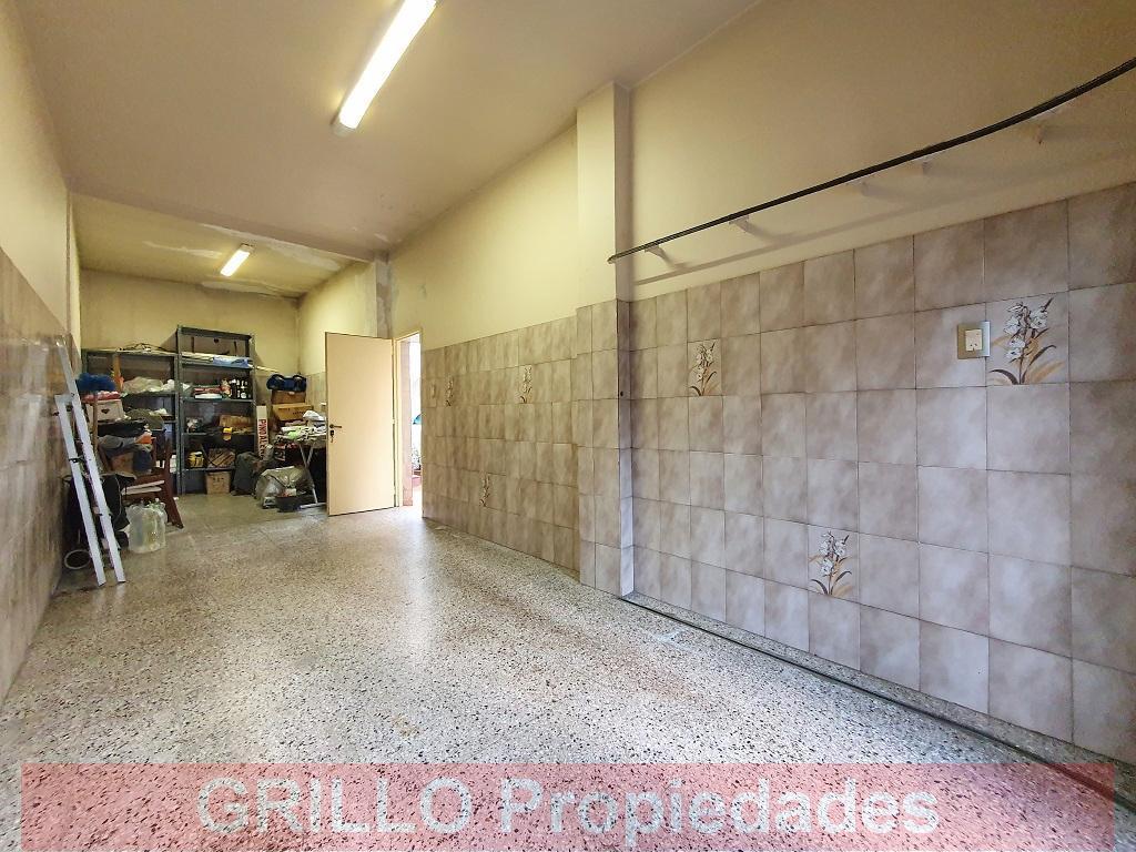 Guardia Nacional 2502. Casa cuatro ambientes en lote propio. 141m2. Cochera.