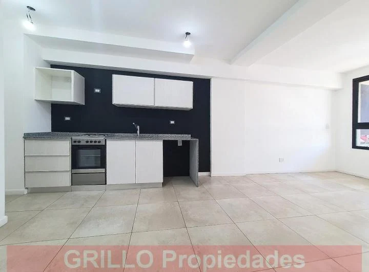 Av Rivadavia 9954. Departamento con dos ambientes. SUM, parrillas, solarium. 5