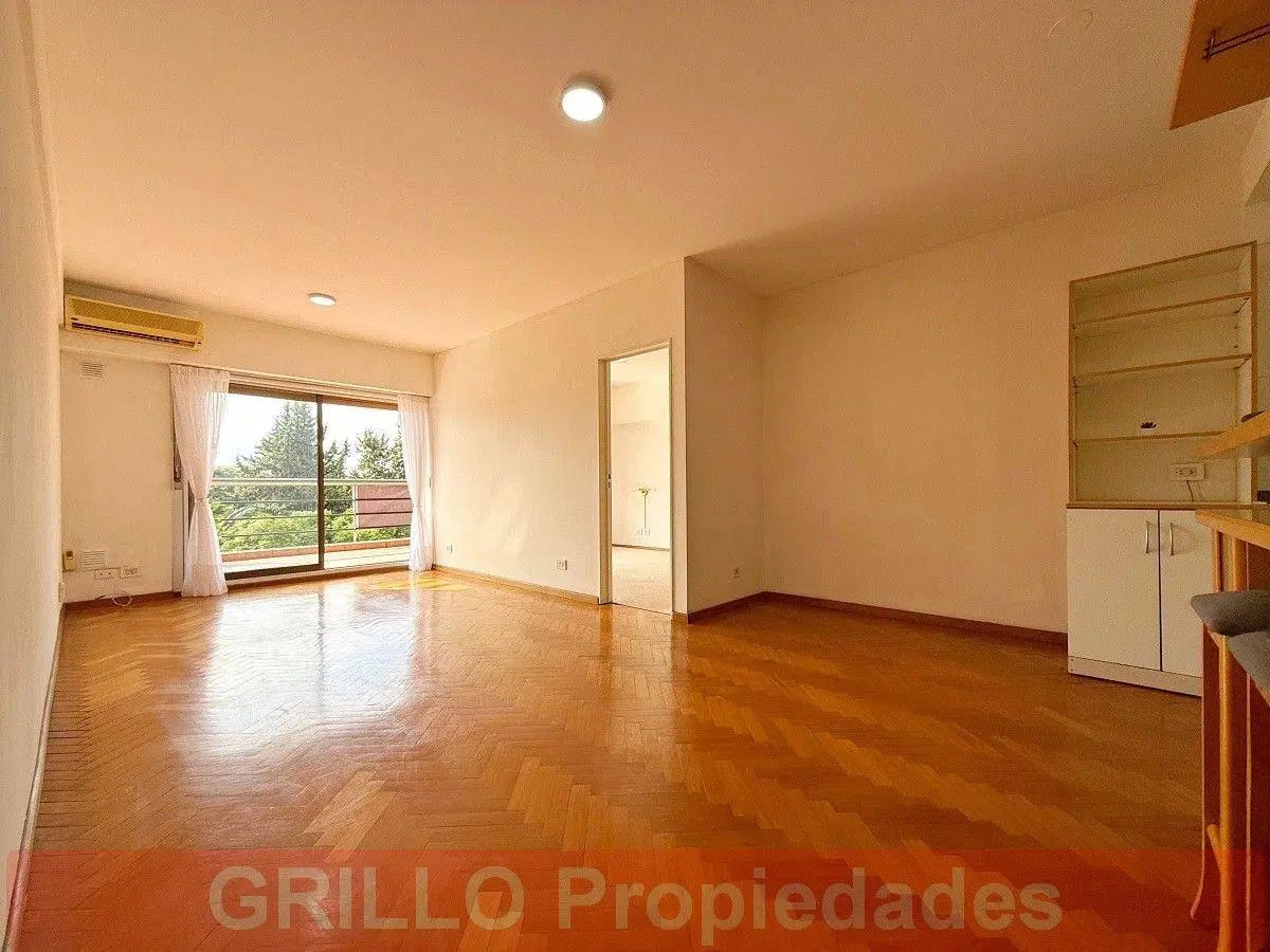 Av. del Libertador 7730. Departamento dos ambientes. Balcón aterrazado. Cochera opcional. Excelente 4