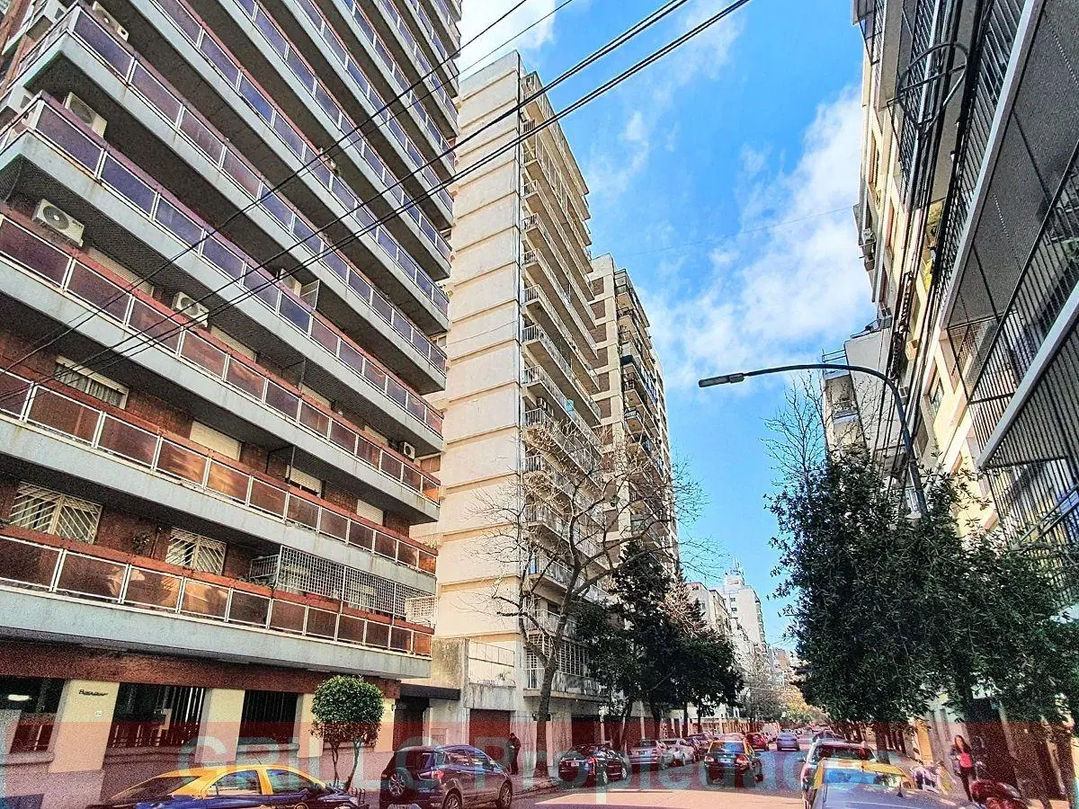 Av. Olazabal 3215. Departamento dos ambientes. Cocina independiente Aire acondicionado y calefacción 3