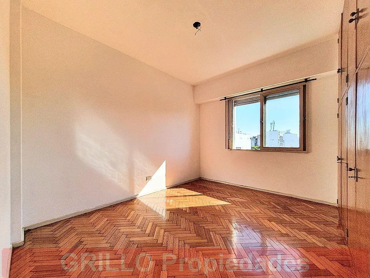 Juana Azurduy 1585. Departamento 2 ambientes. Balcón. Lavadero. Vista abierta. 4