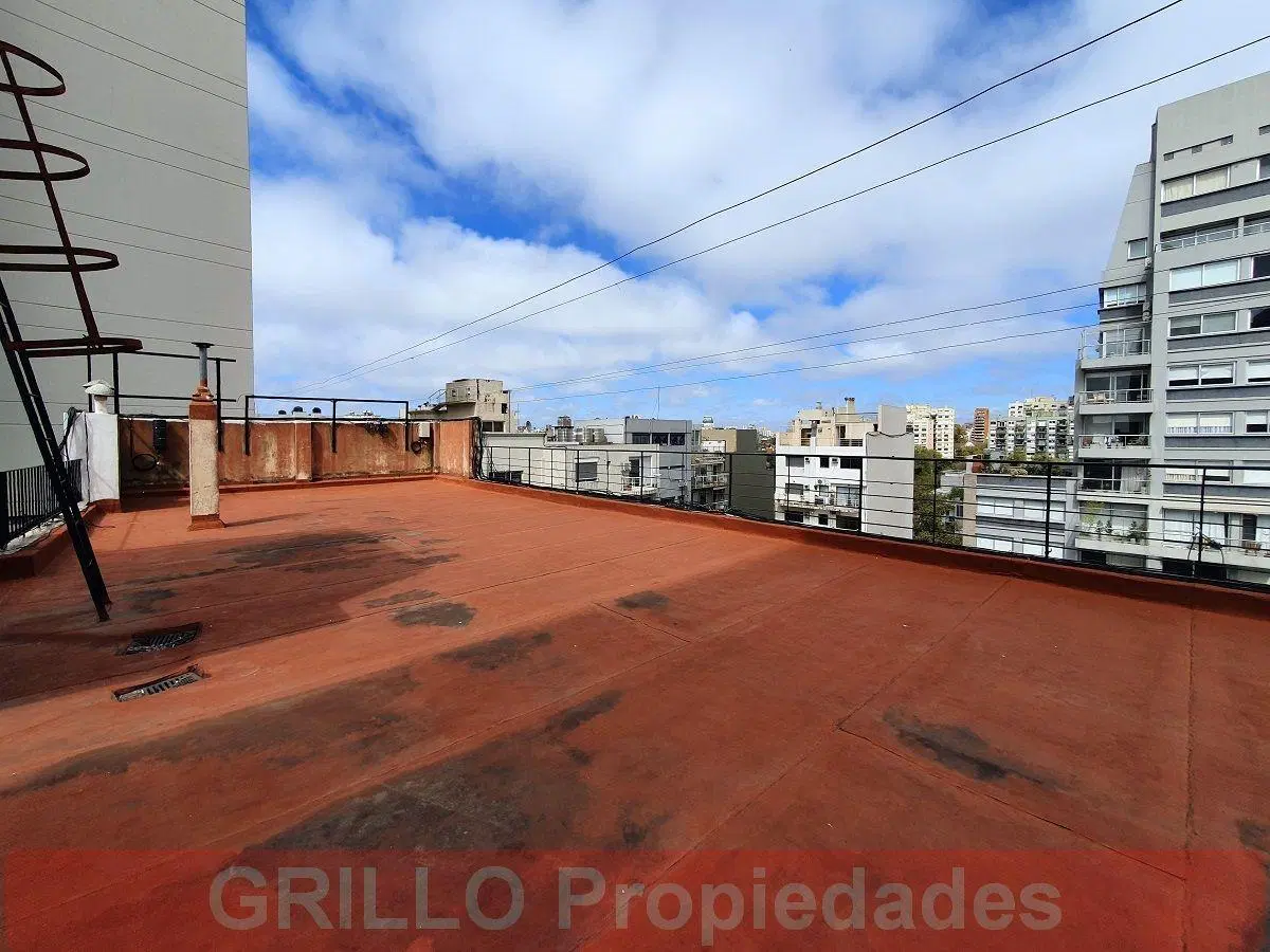 Av. del Libertador 8440, Piso 5. Departamento 3 ambientes. Balcón. Al frente. 2