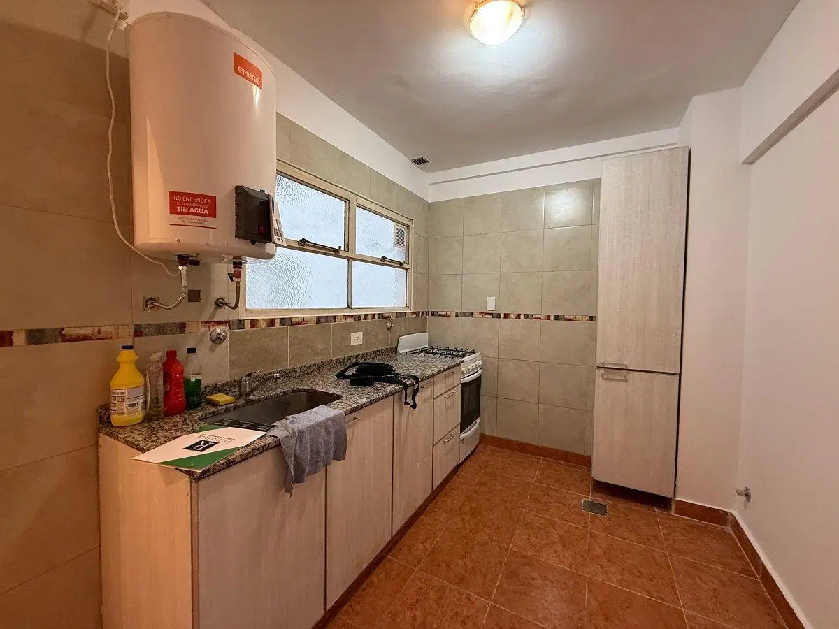 Av. del Libertador 8440, Piso 5. Departamento 3 ambientes. Balcón. Al frente. 8