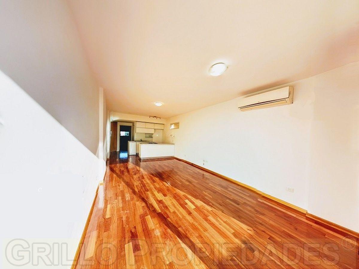Foto de Av. del Libertador 8460. Departamento 2 ambientes muy amplio. Vista al, imagen 2