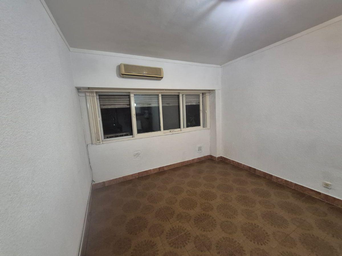 Foto de Reconquista 2949. Piso 1. Departamento monoambiente. Cocina integrada., imagen 3
