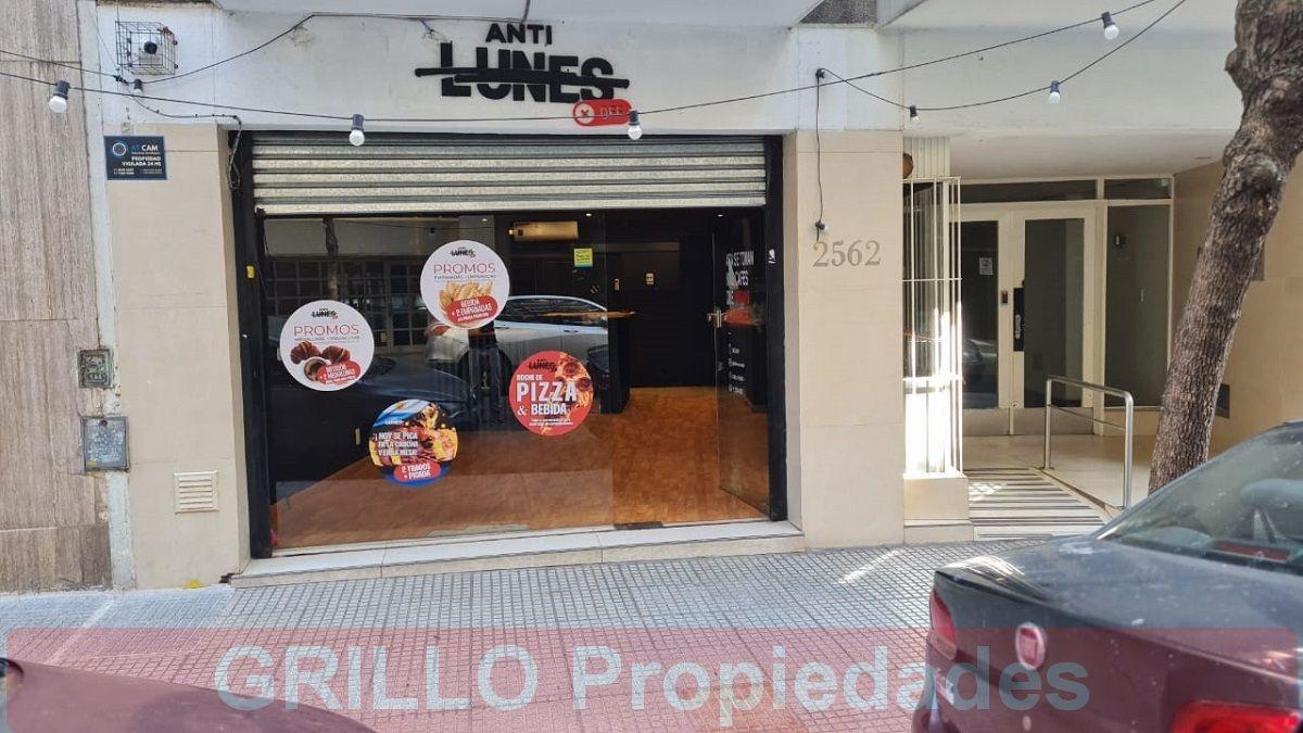 Foto de Juan María Gutiérrez 2562. Local comercial. 88m2. Alto tránsito, imagen 1