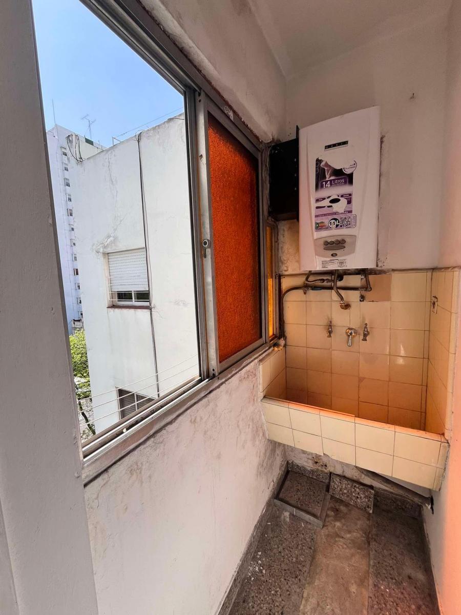 Foto de Super luminoso dpto 1 AMB con cocina separada / Catamarca 1100, imagen 2
