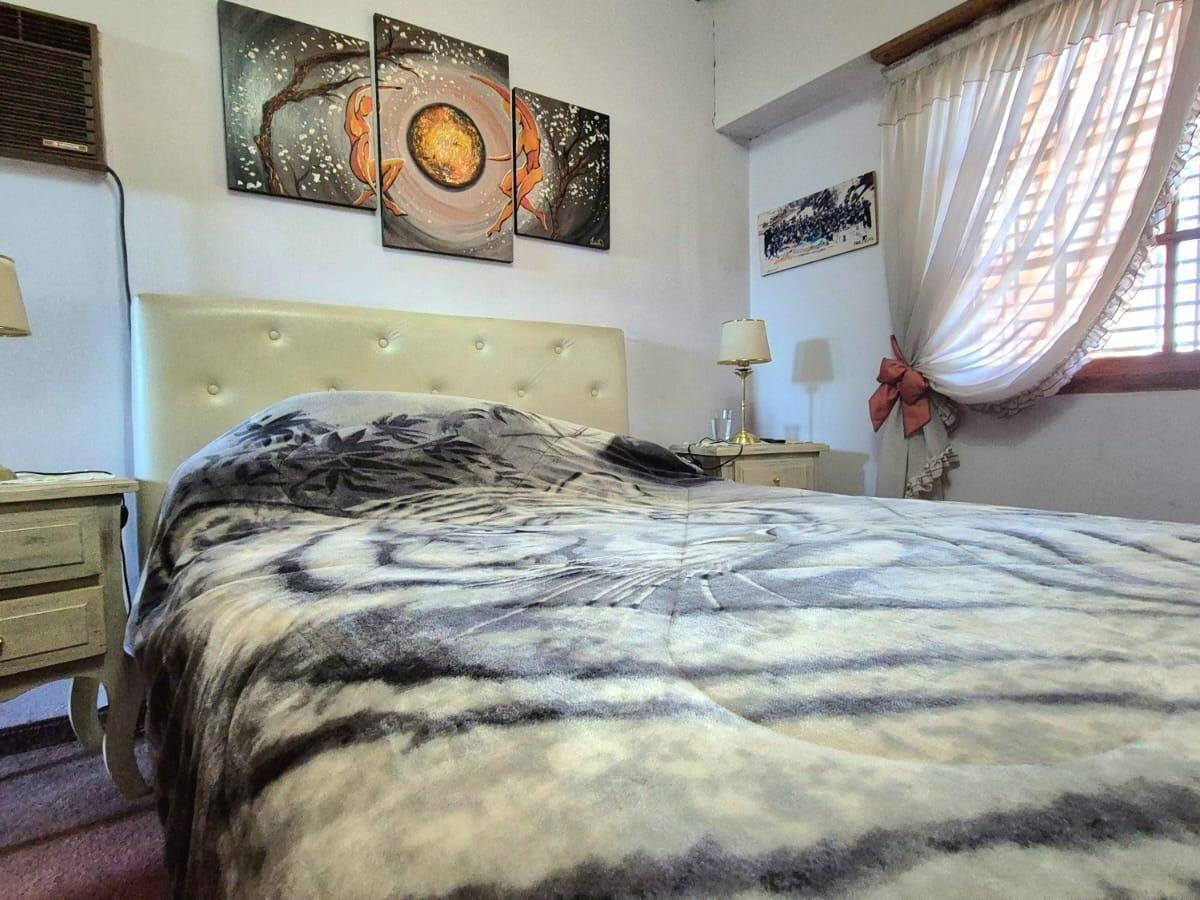 Venta Casa, San Miguel, Tres Dorm. 4