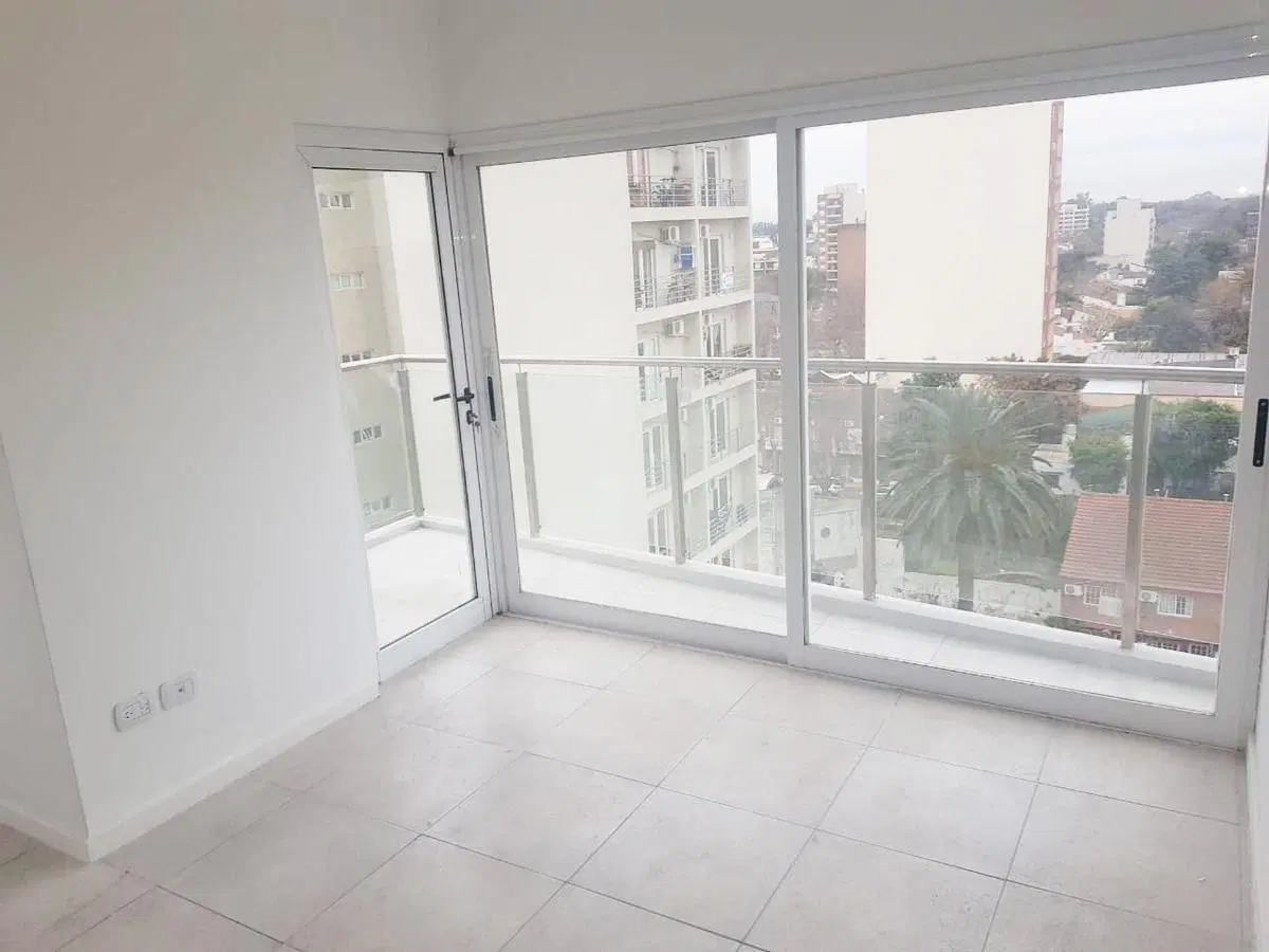 Venta Semipiso En San Miguel Con Cochera ( Apto Credito) 4