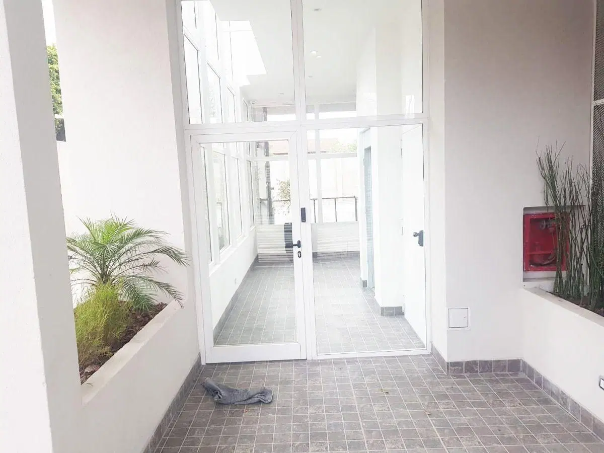Venta Semipiso En San Miguel Con Cochera ( Apto Credito) 3