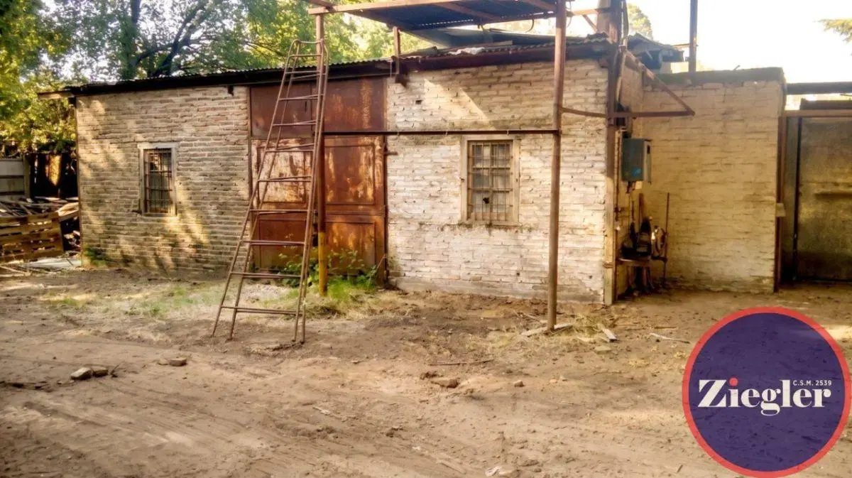 Galpón en alquiler de 700m2 ubicado en Los Polvorines 2