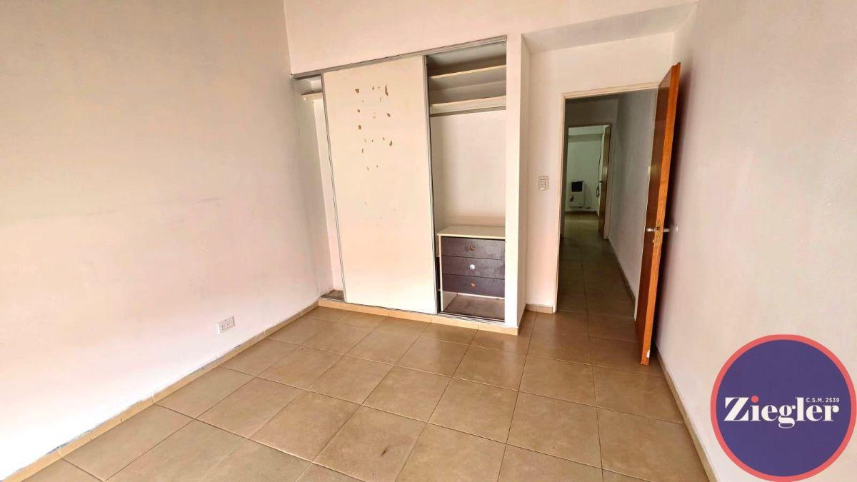 Foto de Dúplex en alquiler c/ cochera, piscina Barrio Las Rosas, San Miguel, imagen 2