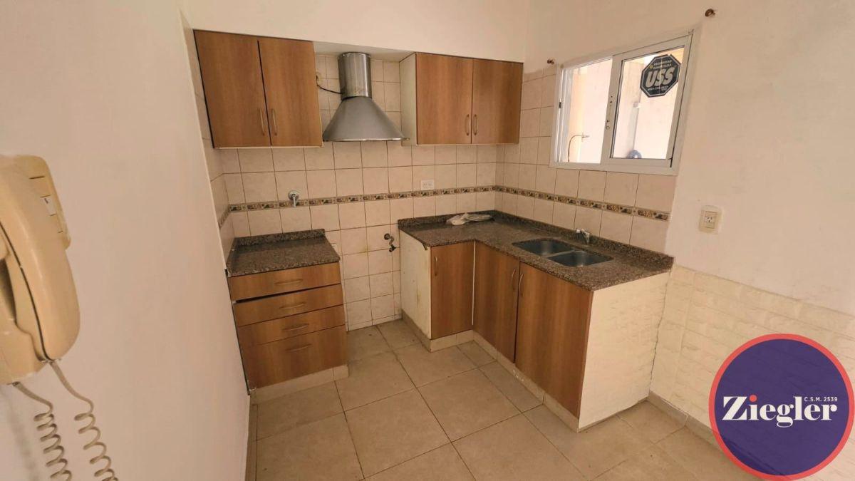 Foto de Dúplex en alquiler c/ cochera, piscina Barrio Las Rosas, San Miguel, imagen 3
