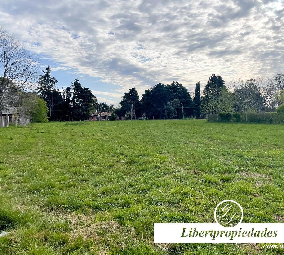Excelente terreno en Venta en Parque Exaltación