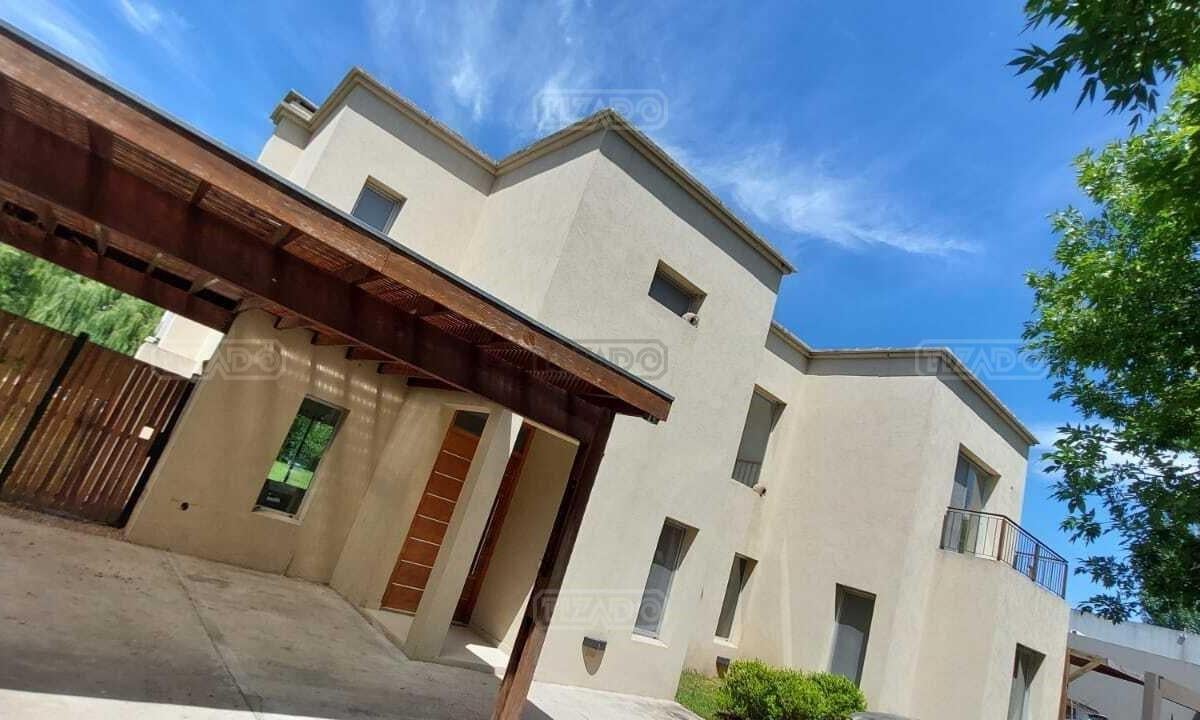 Casa  en Alquiler ubicado en Santa Catalina, Villanueva