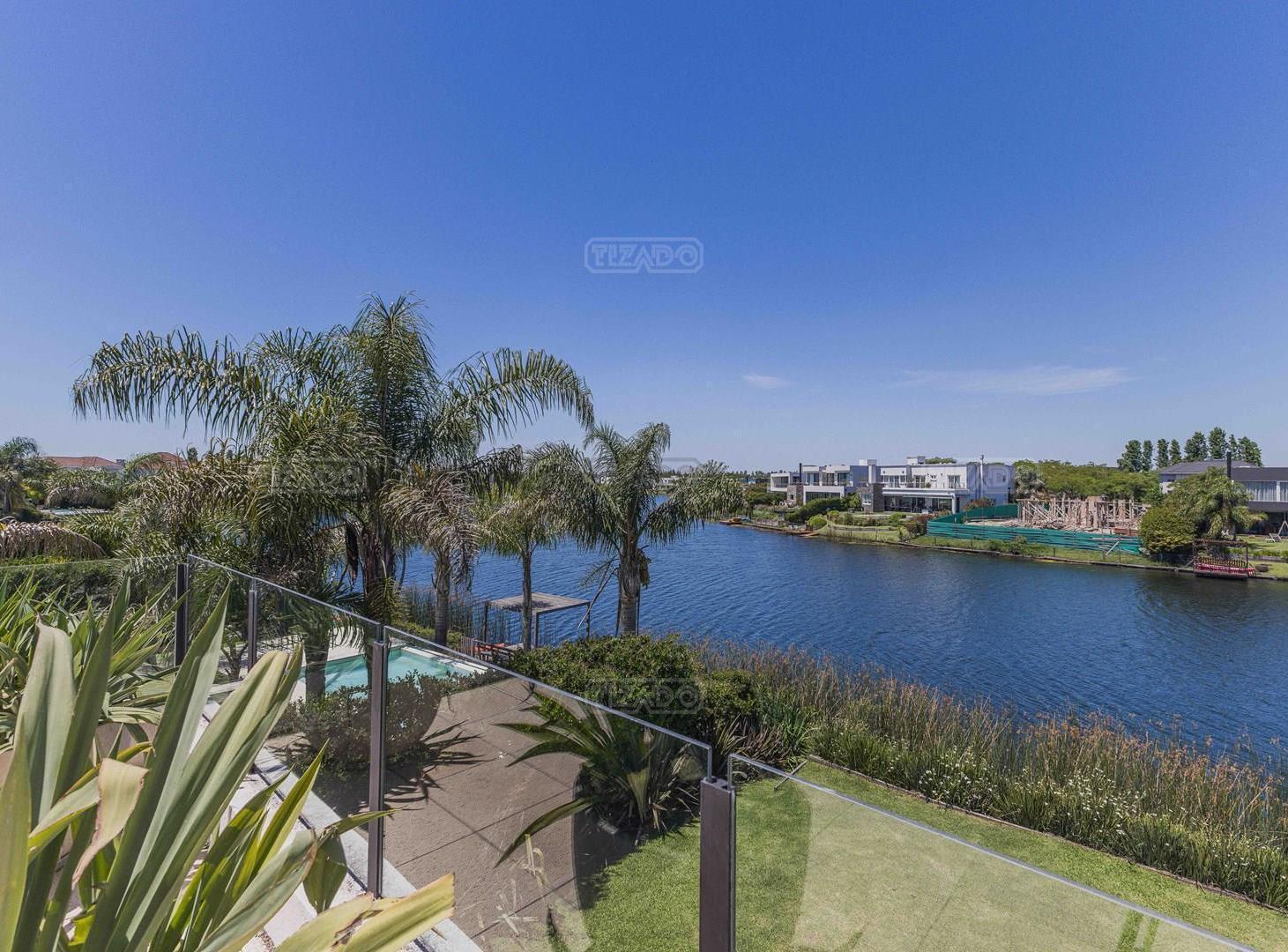 Foto de Casa en Venta en Los Lagos, Nordelta, al lago con cine, imagen 3