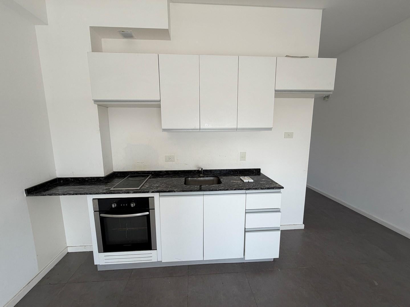 Foto de Departamento en Alquiler en Tristán Suárez, Ezeiza, G.B.A. Zona Sur, imagen 2