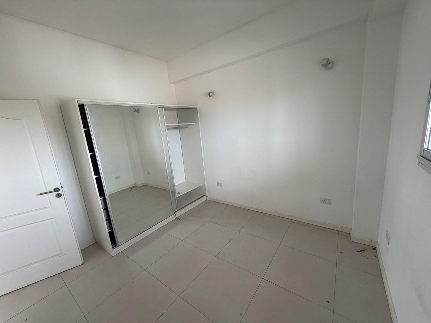 Foto de Departamento en Alquiler en Tristán Suárez, Ezeiza, G.B.A. Zona Sur, imagen 3