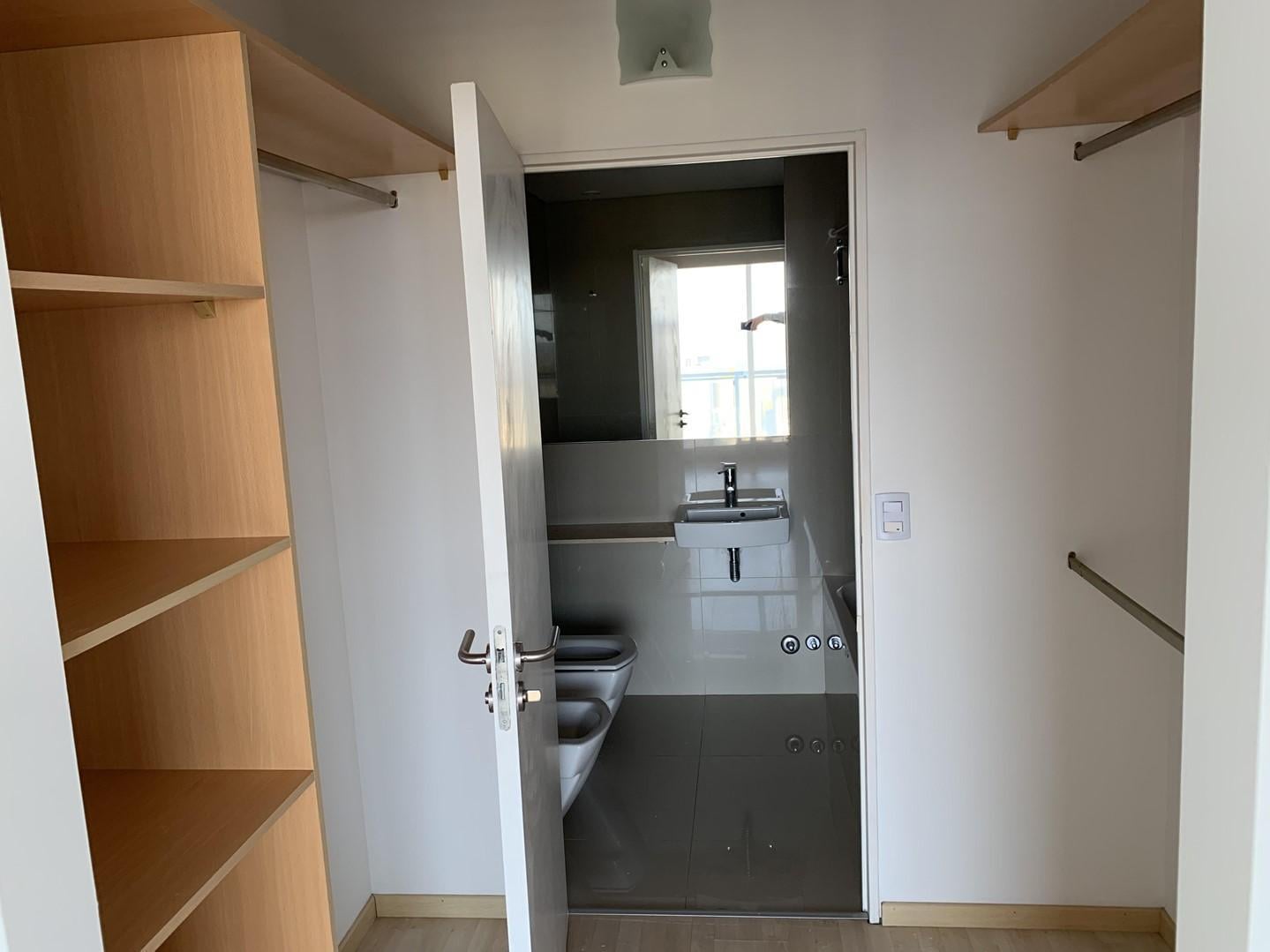 Foto de Departamento en Alquiler en Olivos, Vicente López, G.B.A. Zona Norte, imagen 4